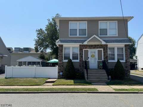 21 Passaic Ave, Woodland Park, NJ 07424
