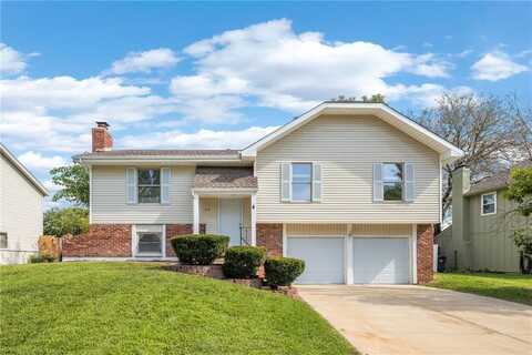 1516 E 151st Terrace, Olathe, KS 66062