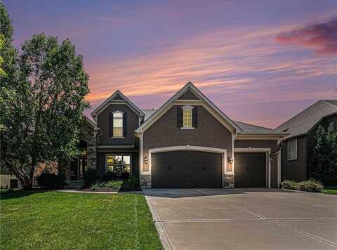 1541 41st Street, Lees Summit, MO 64082