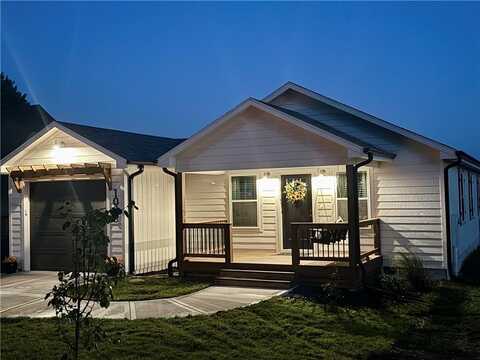 1035 Chestnut Street, Osawatomie, KS 66064