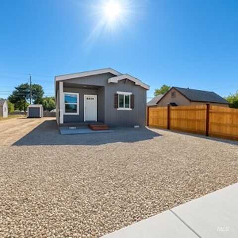 516 E Freeport St, Caldwell, ID 83605