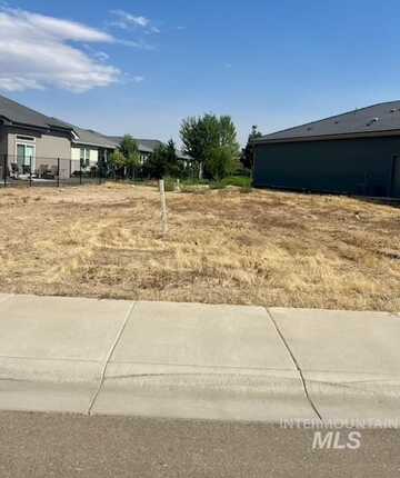 6638 N Spindrift Way, Meridian, ID 83646