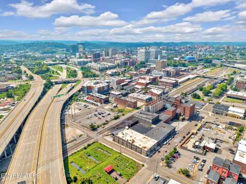 222 N Central St, Knoxville, TN 37917