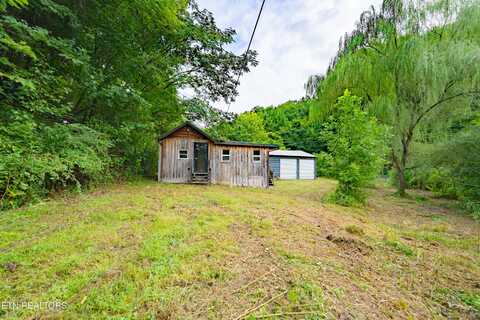 6001 Cherokee Indian Circle, Tallassee, TN 37878
