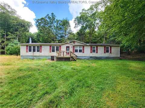 149 Rozean Lane, Daniels, WV 25832