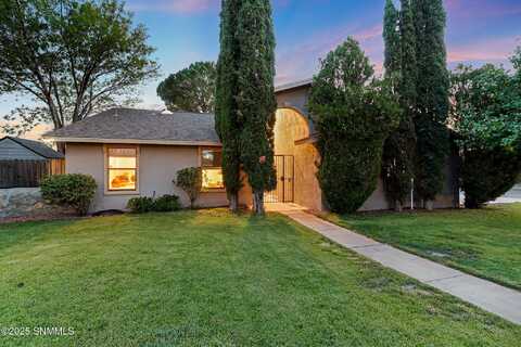 1095 Heather Circle, Las Cruces, NM 88005