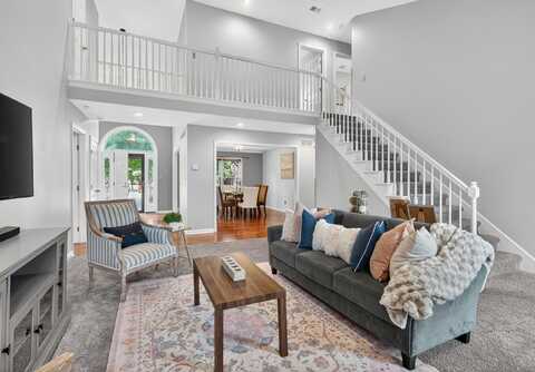 1100 Carters Close, Lexington, KY 40514