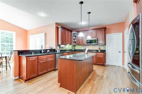 11601 Sethwarner Dr, Glen Allen, VA 23059