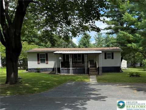 8722 Evergreen Circle, Macungie, PA 18031