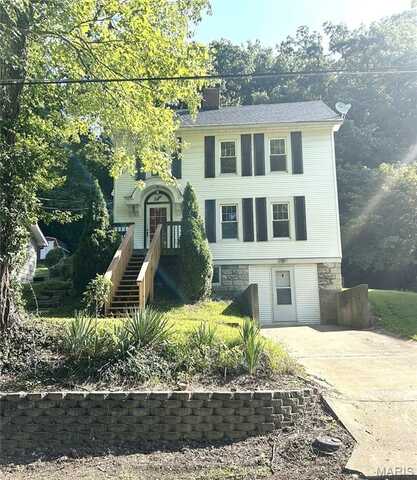 8 Concord Drive, Belleville, IL 62223