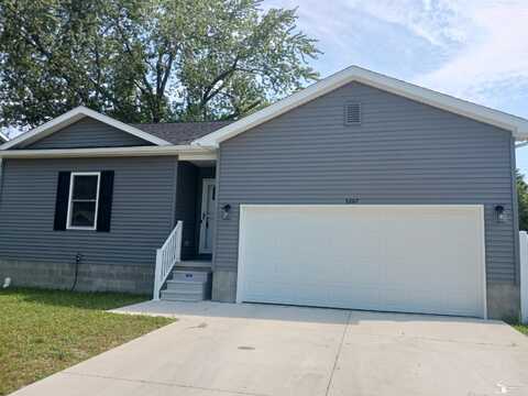 3267 10th, Monroe, MI 48162