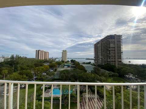 11111 Biscayne Blvd, Miami, FL 33181