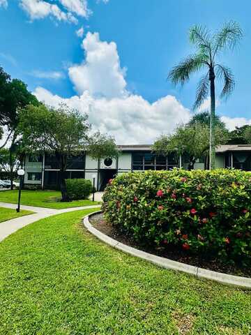9409 W Mcnab Rd, Tamarac, FL 33321