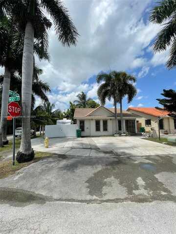 10399 NW 127th St, Hialeah Gardens, FL 33018