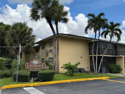 15699 SW 73rd Cir Ter, Miami, FL 33193