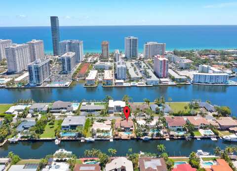 624 Palm Dr, Hallandale Beach, FL 33009