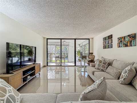 16475 Golf Club Rd, Weston, FL 33326