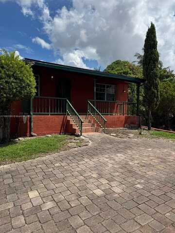 609 W 39th St, Hialeah, FL 33012