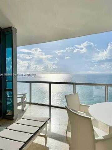 17121 Collins Ave, Sunny Isles Beach, FL 33160