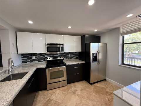 2767 S Carambola Cir S, Coconut Creek, FL 33066