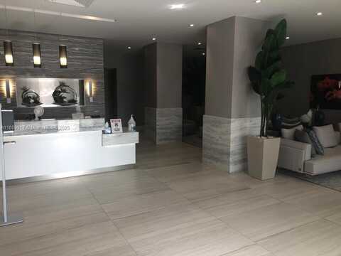 2301 S Ocean Dr, Hollywood, FL 33019