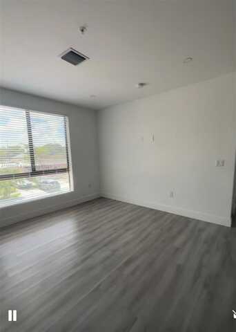 859 E 24th St, Hialeah, FL 33013