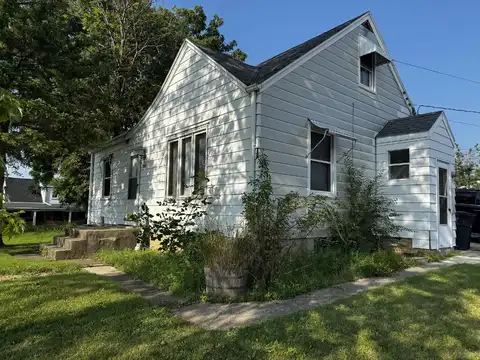 3860 S 39th St, Milwaukee, WI 53221