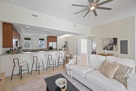450 KNIGHTS RUN AVENUE, TAMPA, FL 33602