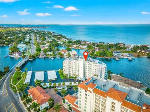 1365 SNELL ISLE BOULEVARD NE, Saint Petersburg, FL 33704