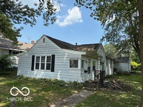 2204 S Waldemere Avenue, Muncie, IN 47302