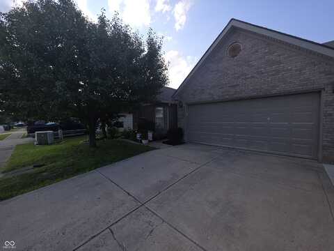 1050 Wild Ivy Trail, Franklin, IN 46131