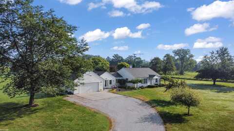 6928 Smiths Creek, Kimball, MI 48074