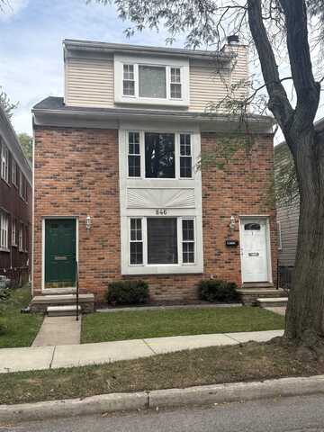 846 Beaconsfield, Grosse Pointe, MI 48230
