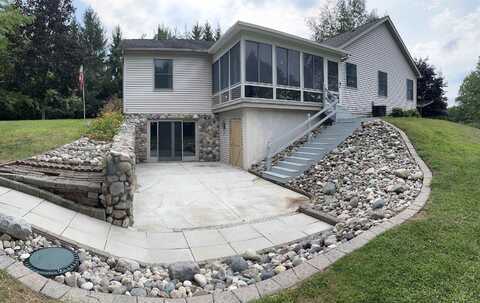 1225 8 Mile, Kawkawlin, MI 48631