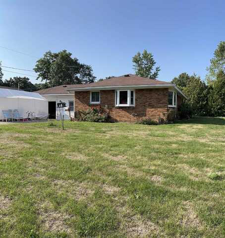 2134 Mara, Kawkawlin, MI 48631
