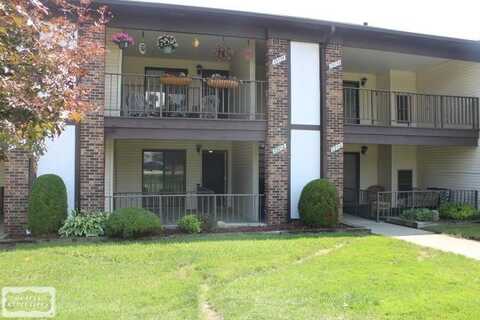 29718 Utica, Roseville, MI 48066