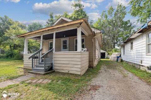 911 Ossington, Flint, MI 48507