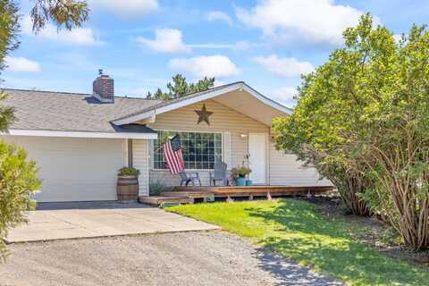 1437 NE Brown Drive, Madras, OR 97741