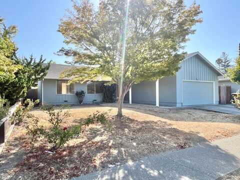 4428 Moffitt DR, NAPA, CA 94558