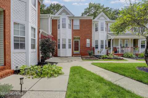 31 Lexington Court, Holmdel, NJ 07733