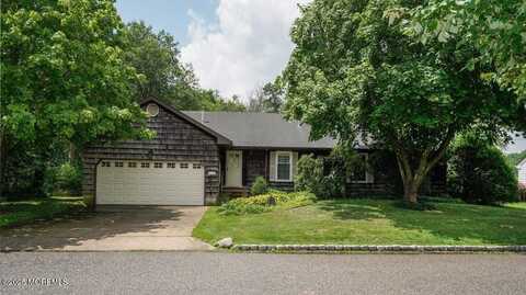 118 Point O Woods Drive, Toms River, NJ 08753