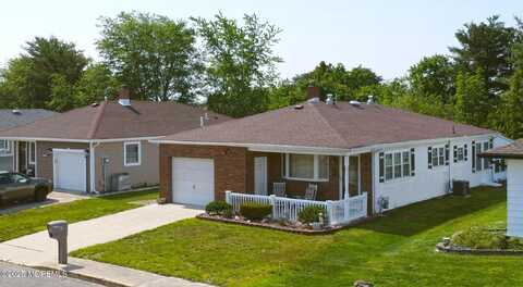 861 Jamaica Boulevard, Toms River, NJ 08757