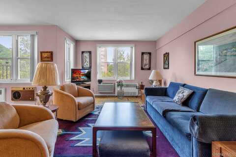 3901 Independence Avenue, Bronx, NY 10463