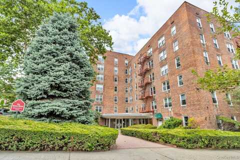 3901 Independence Avenue, Bronx, NY 10463