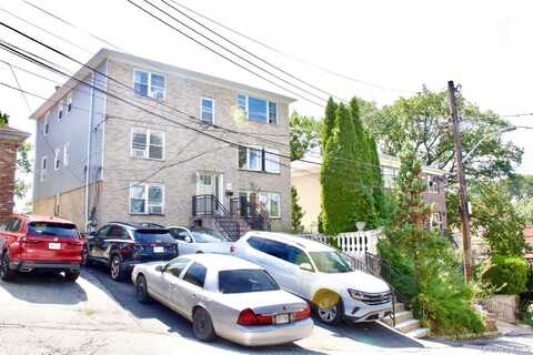 8 Elicar Terrace, Yonkers, NY 10701