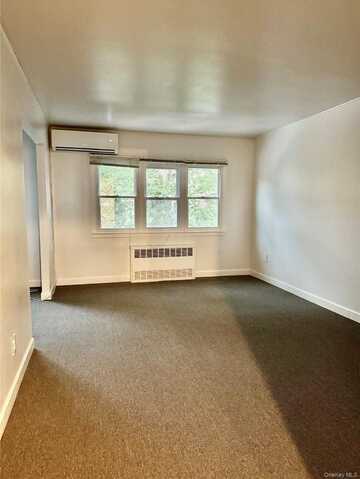 33-37 Parsons Boulevard, Flushing, NY 11354