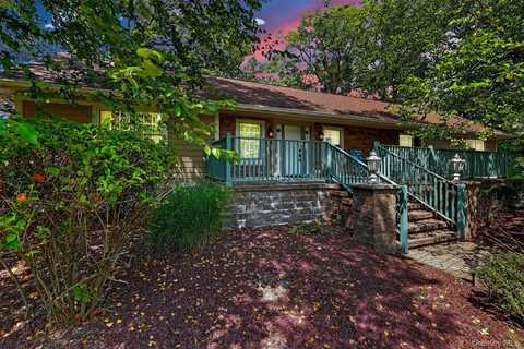 6 Gail Drive, New City, NY 10956