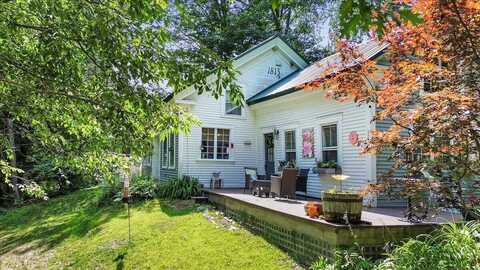 375 Swan Lake Avenue, Monroe, ME 04951