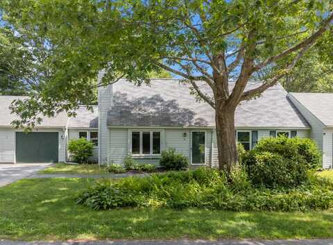 6 Willow Grove Road, Brunswick, ME 04011