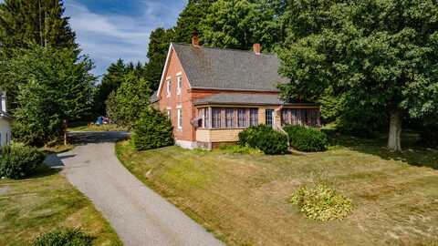 11 Cobbossee Avenue, Gardiner, ME 04345